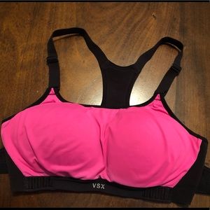 Vsx cross sports bra